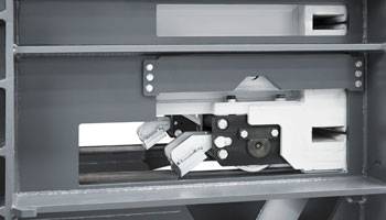 Solide Presswagenführung